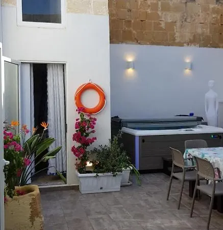 Zerqa Town House Zurrieq