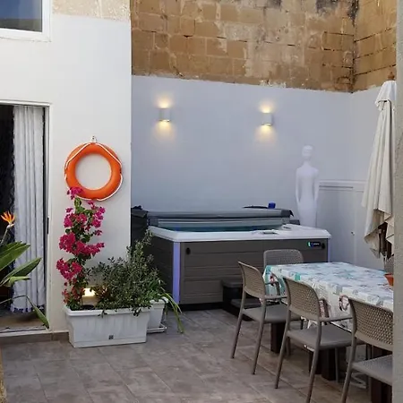 Zerqa Town House * Zurrieq